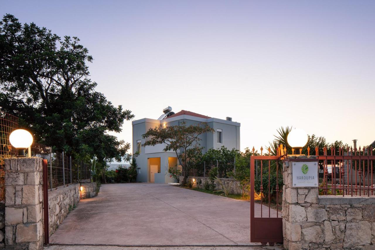 Haroupia Villa